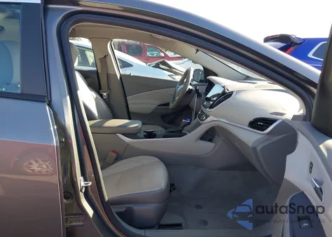 2017 Chevrolet Volt Lt z USA, uszkodzony, nr VIN 1G1RC6S56HU174646